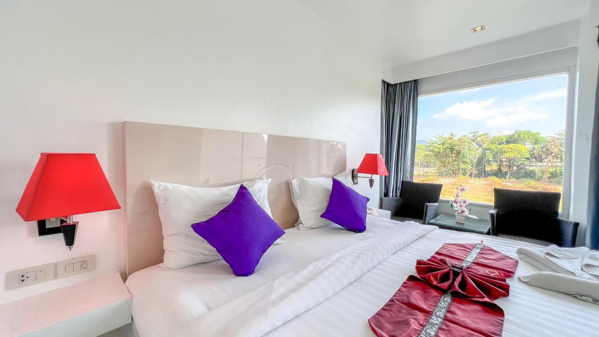 Grand Sunset Hotel Phuket Karon Ngoại thất bức ảnh